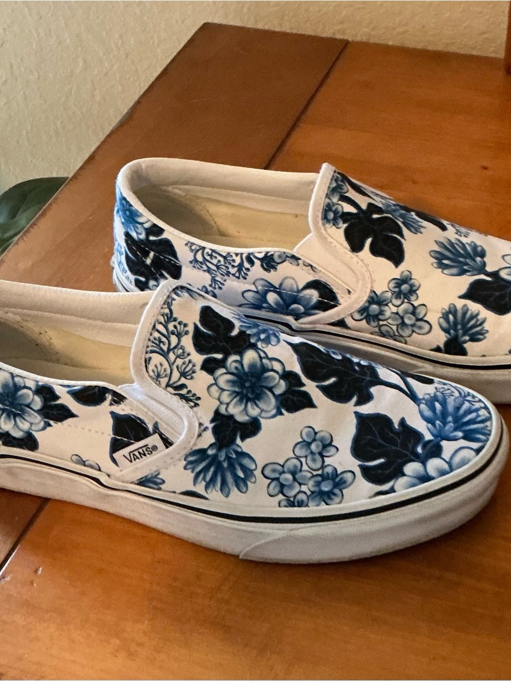 Vans White Slip-On Sneakers with Blue Floral Design - Picture 3 of 5